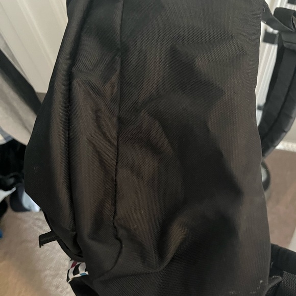 Vans Backpack Excellent Condition!!!! - Picture 5 of 8